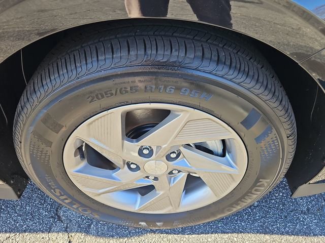 Used 2026 Hyundai Sonata SE image 10