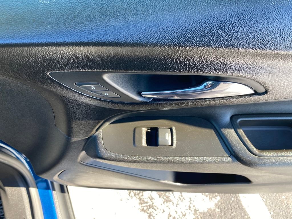 Used 2020 Chevrolet Equinox LT image 10