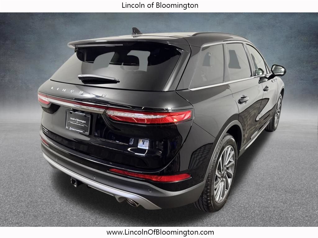 Used 2025 Lincoln Corsair Reserve w/ Equipment Group 202A AWD/4WD image 8