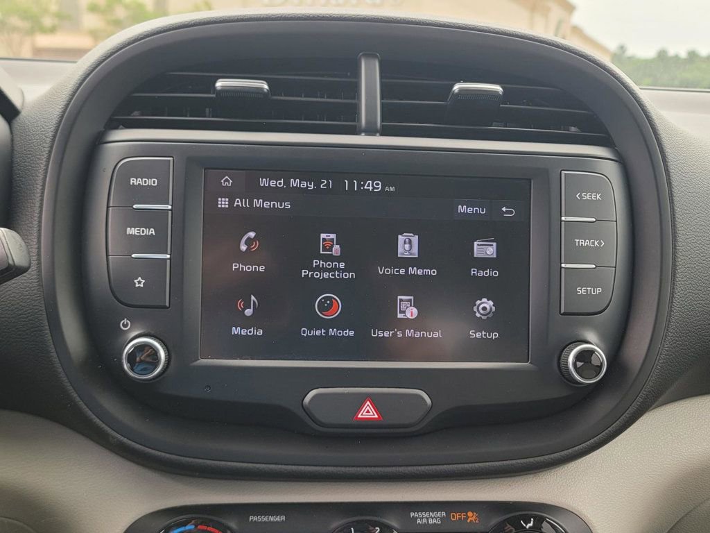 Used 2022 Kia Soul LX image 12