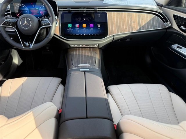 New 2025 Mercedes-Benz E 350 4MATIC Sedan image 7