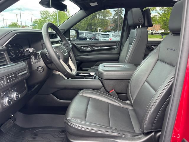 Used 2024 GMC Yukon Denali AWD/4WD image 6