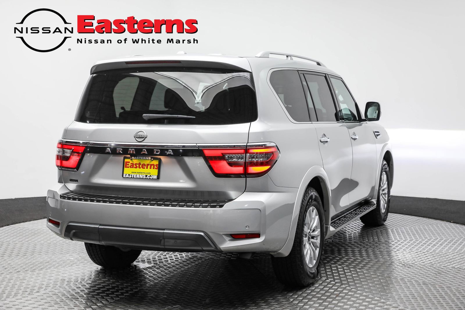Used 2024 Nissan Armada SV RWD image 5