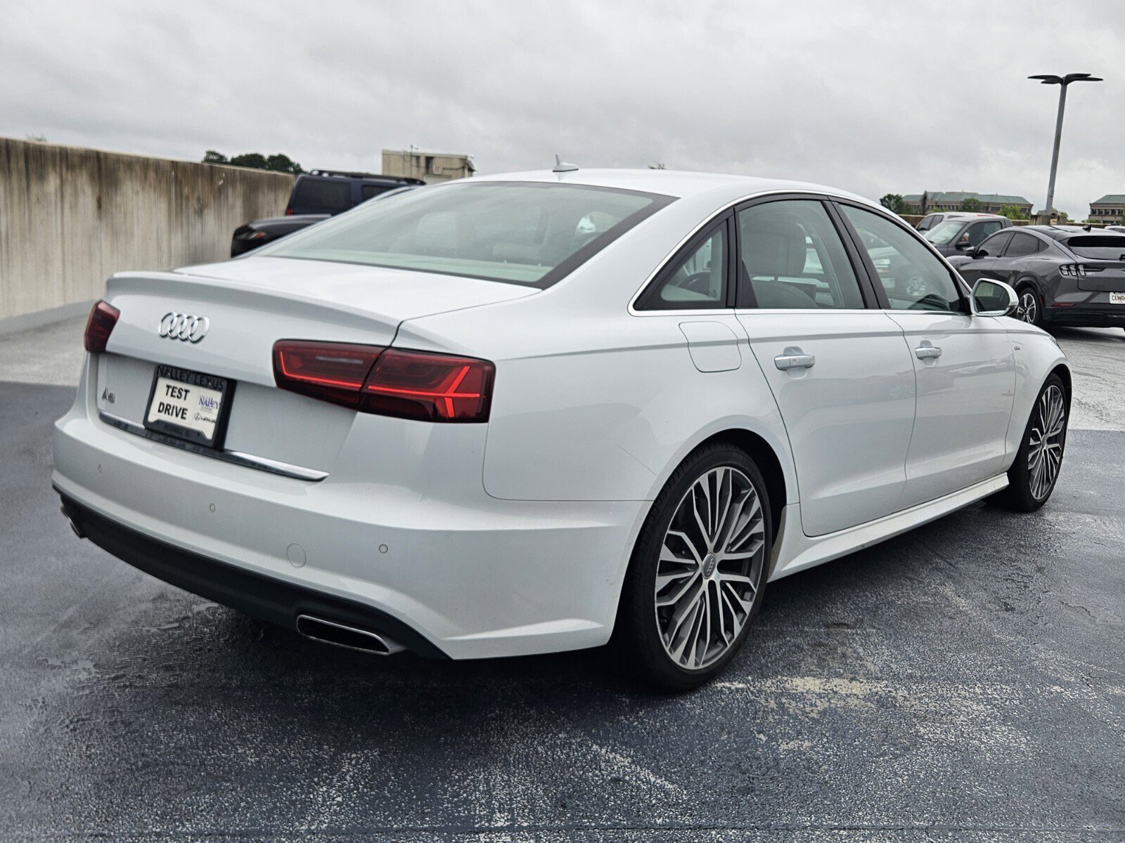 Used 2018 Audi A6 2.0T Premium Plus FWD image 3