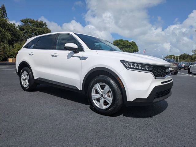 Used 2022 Kia Sorento LX AWD/4WD image 2