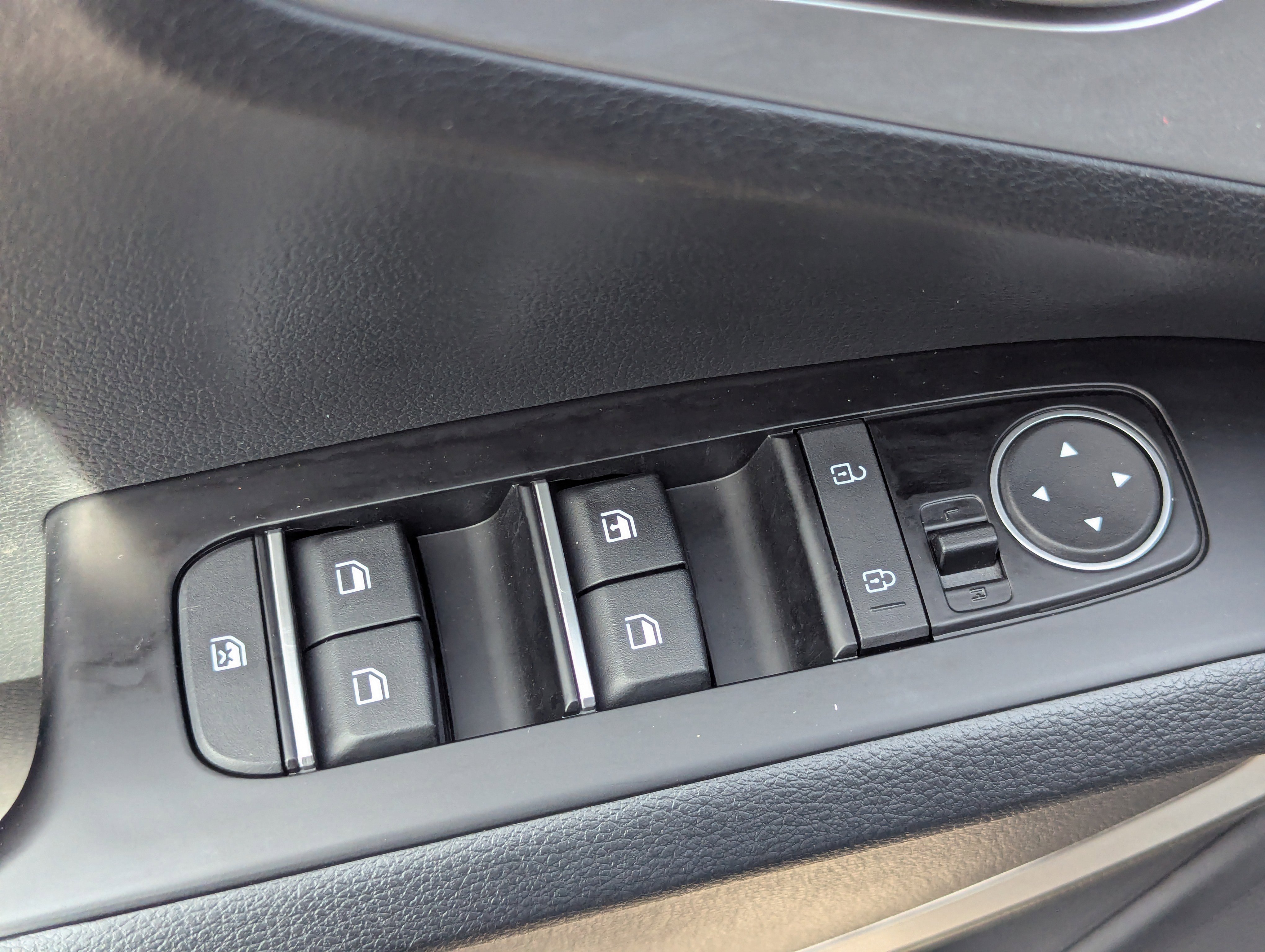 Certified 2025 Kia Soul S image 22