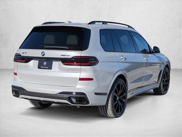 New 2026 BMW X7 xDrive40i image 2