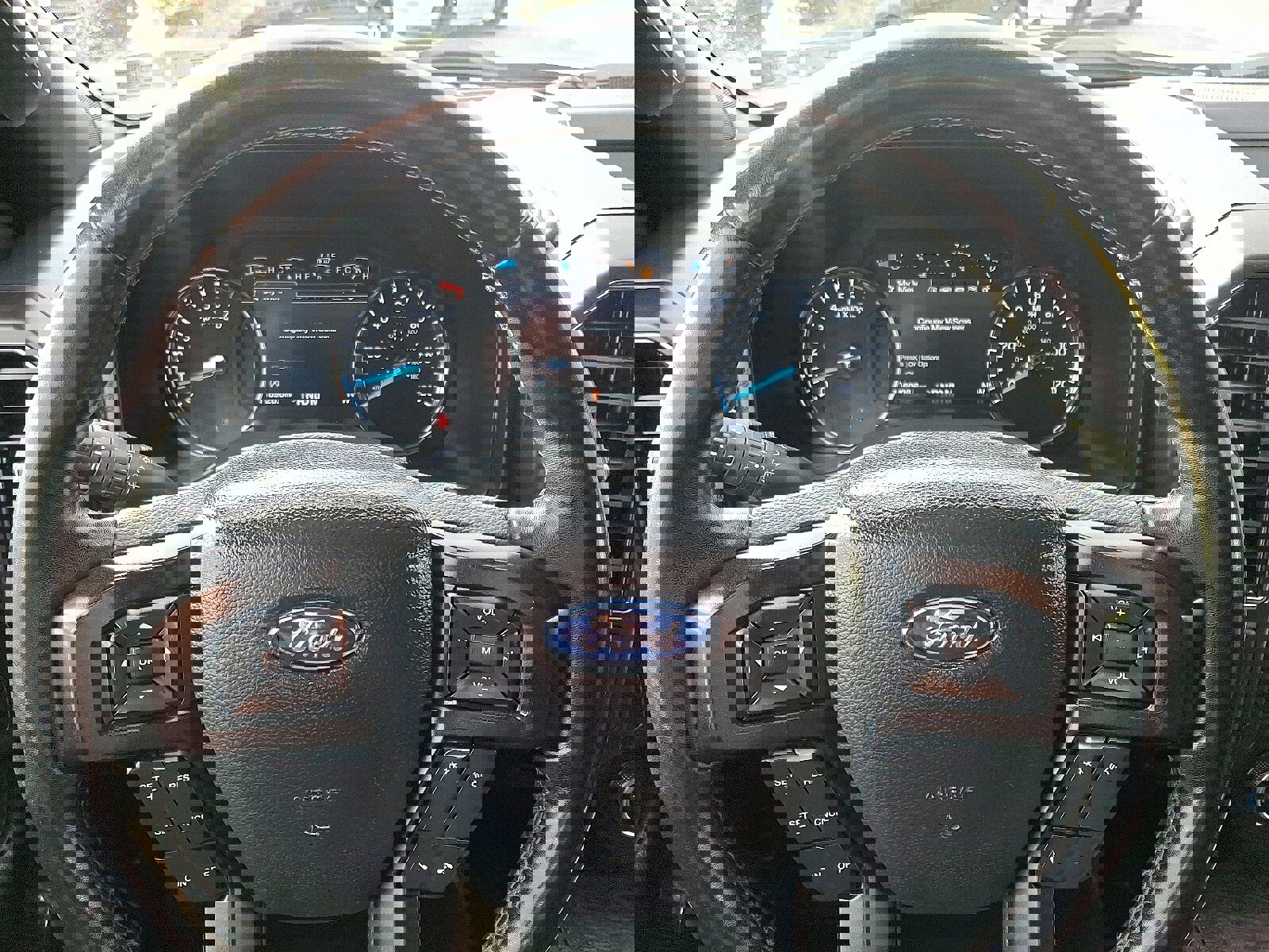 Used 2019 Ford Expedition Max Limited image 21