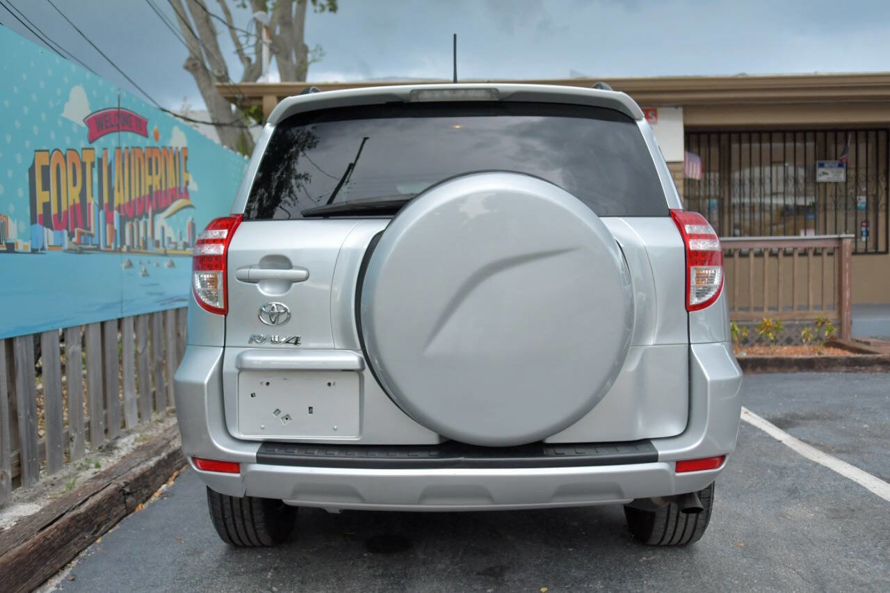 Used 2012 Toyota RAV4 FWD image 26