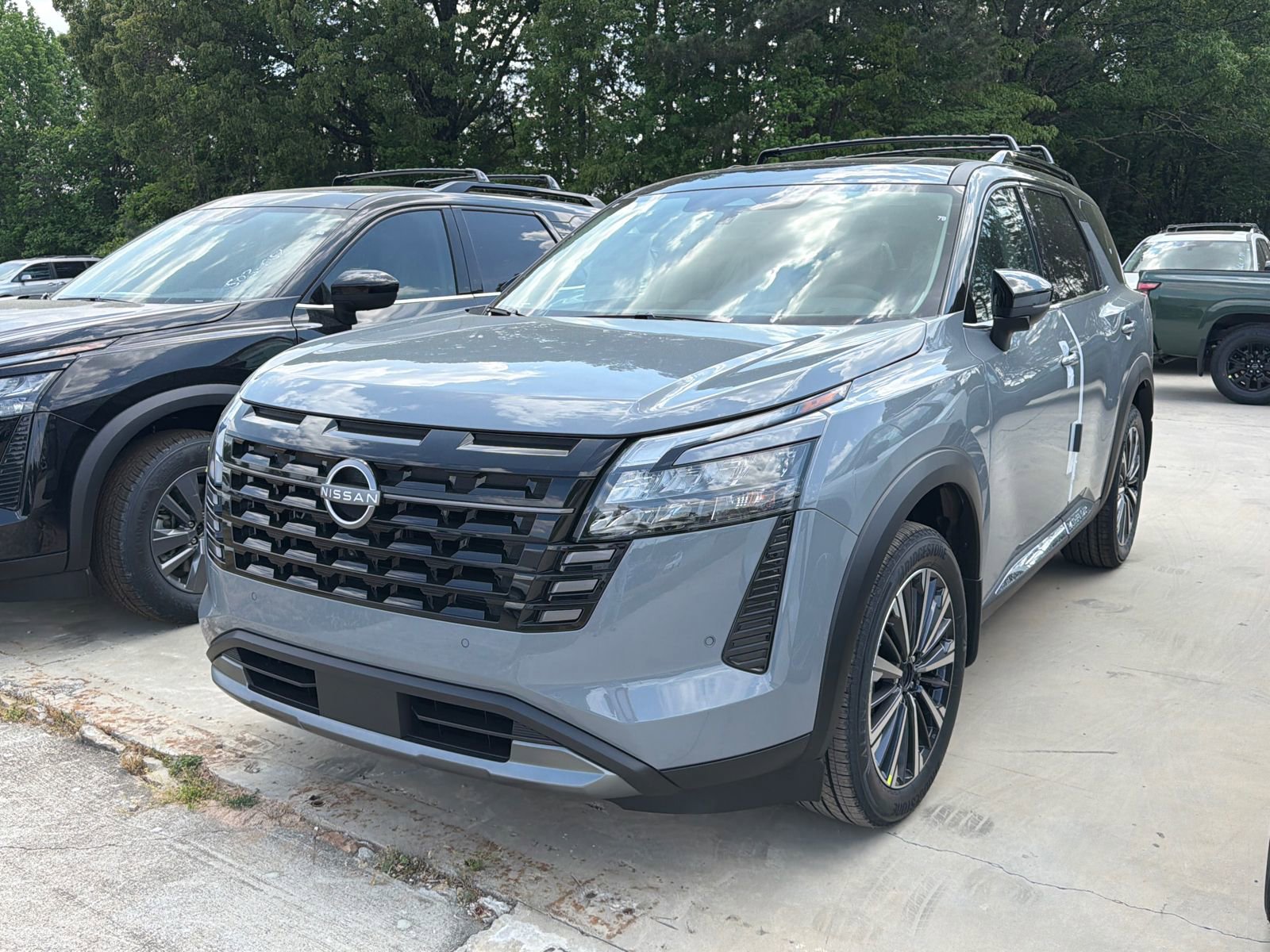 New 2026 Nissan Pathfinder Platinum