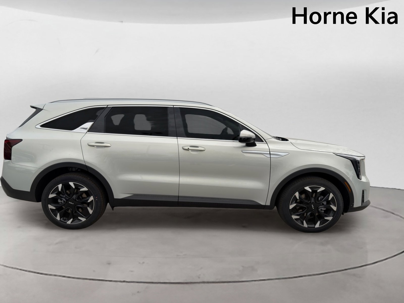 New 2026 Kia Sorento EX w/ EX Premium Package FWD image 3