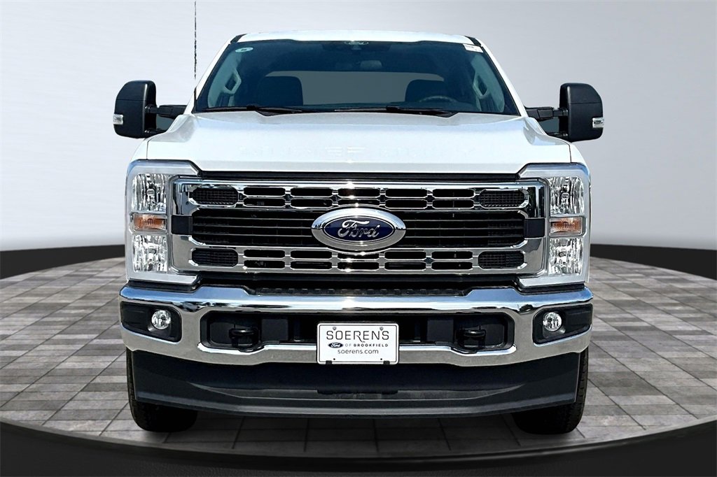 New 2026 Ford F250 XL image 3