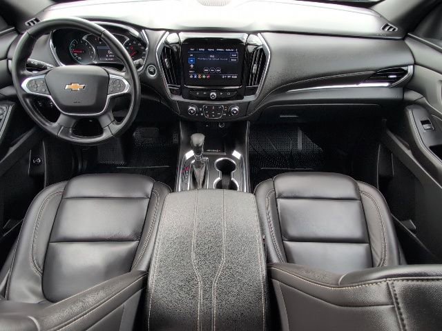 Certified 2023 Chevrolet Traverse LT w/ LPO, Floor Liner Package image 5