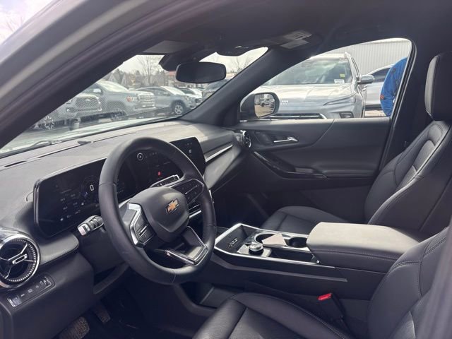 Used 2026 Chevrolet Equinox LT w/ Convenience Package II image 10