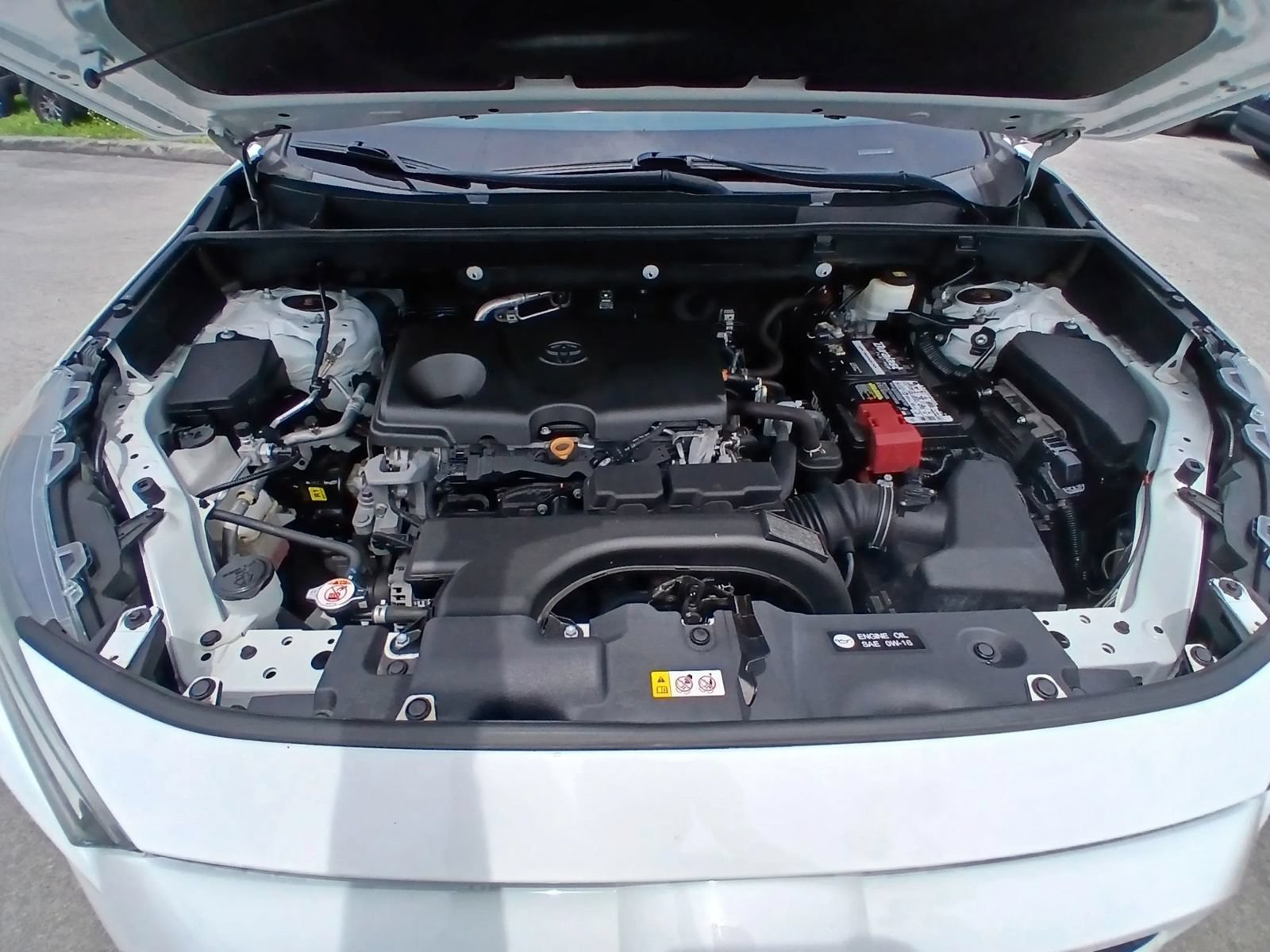Used 2020 Toyota RAV4 XLE w/ Convenience Package FWD image 25