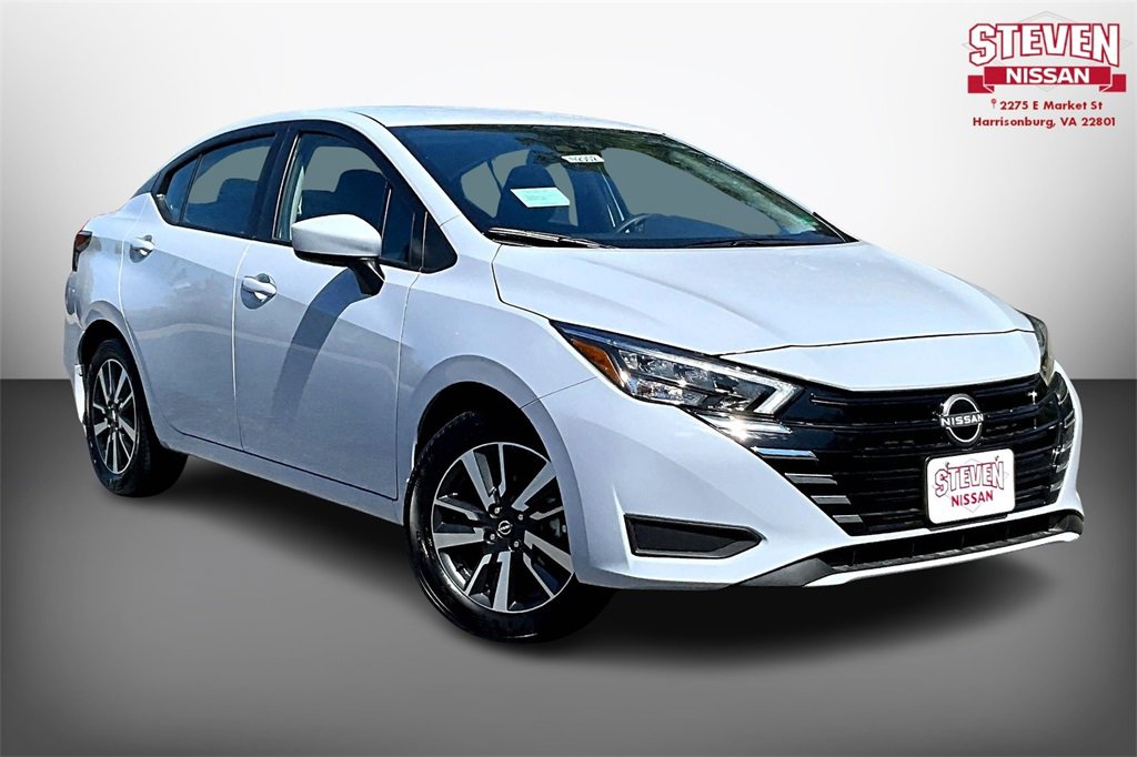 New 2025 Nissan Versa SV w/ Trunk Package