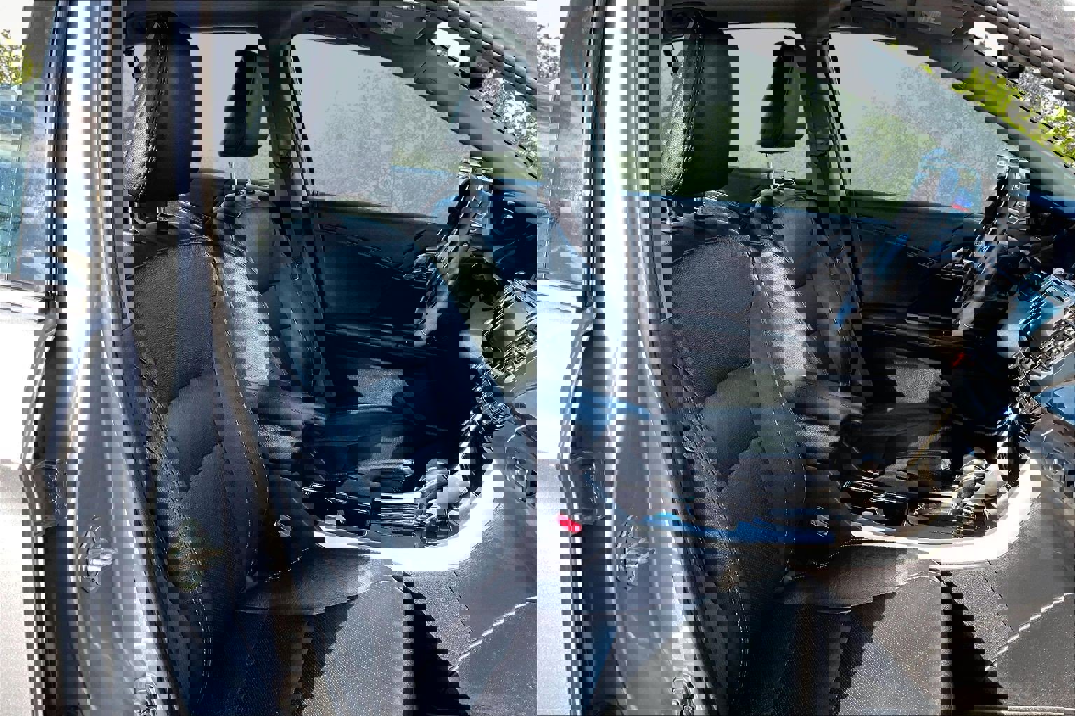 Used 2017 Honda Accord EX-L image 7