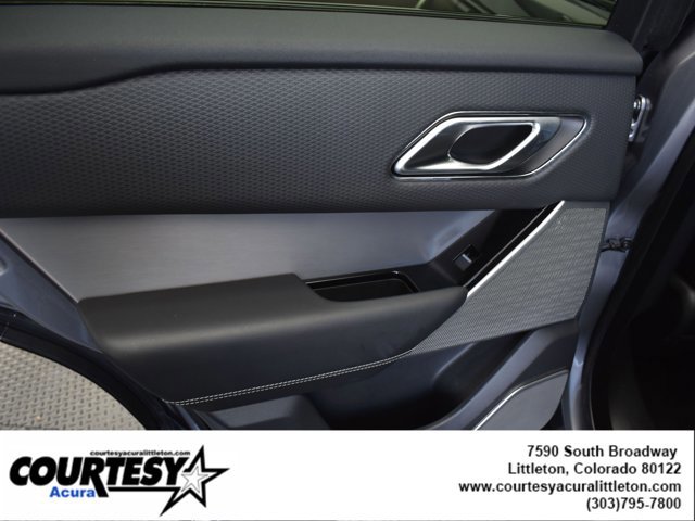Used 2020 Land Rover Range Rover Velar S image 22
