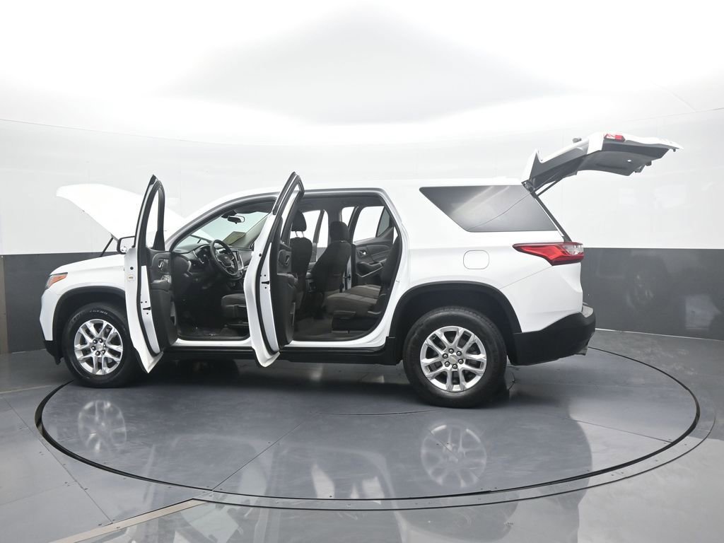 Used 2021 Chevrolet Traverse LS image 69