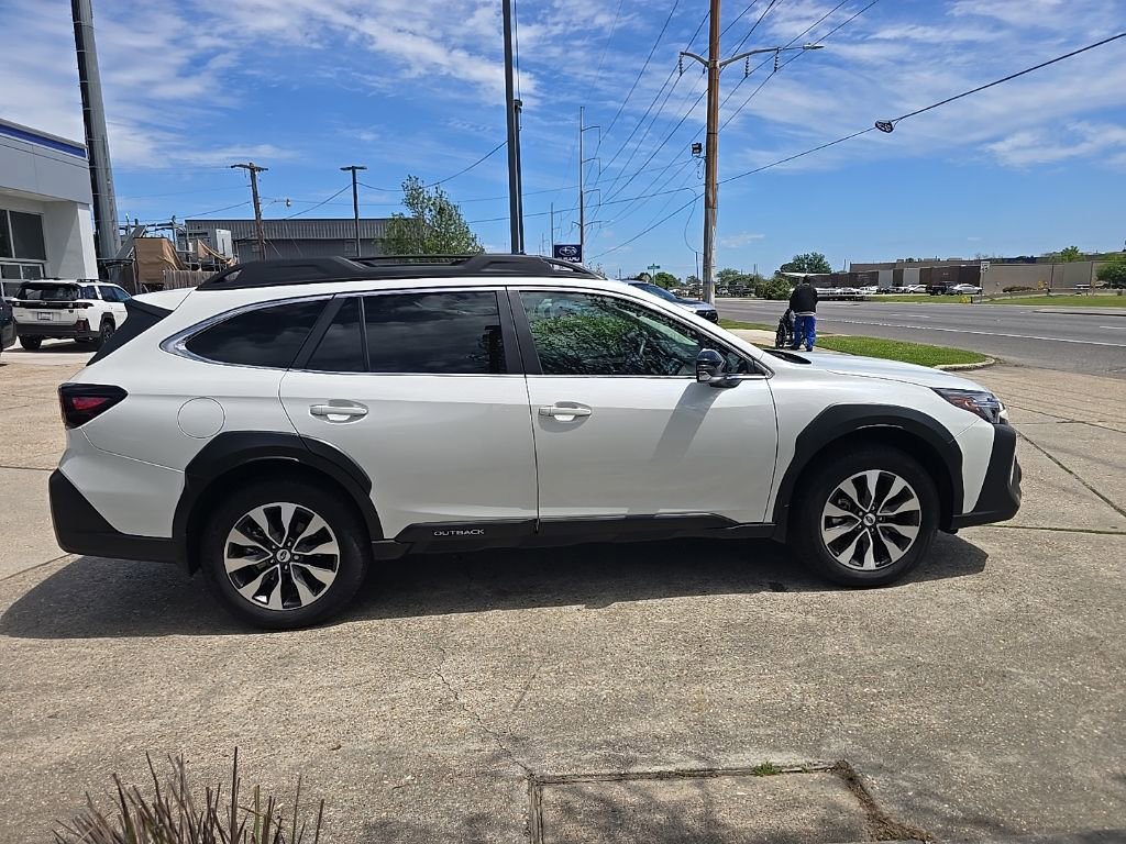 Certified 2025 Subaru Outback Limited XT image 4