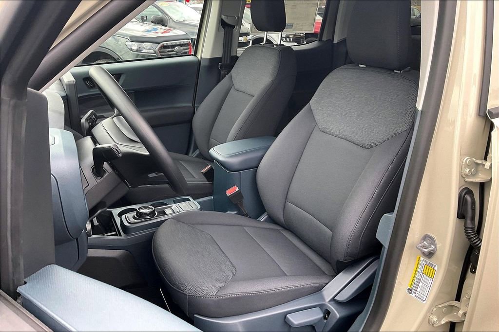 New 2025 Ford Maverick XL w/ Equipment Group 102A image 9