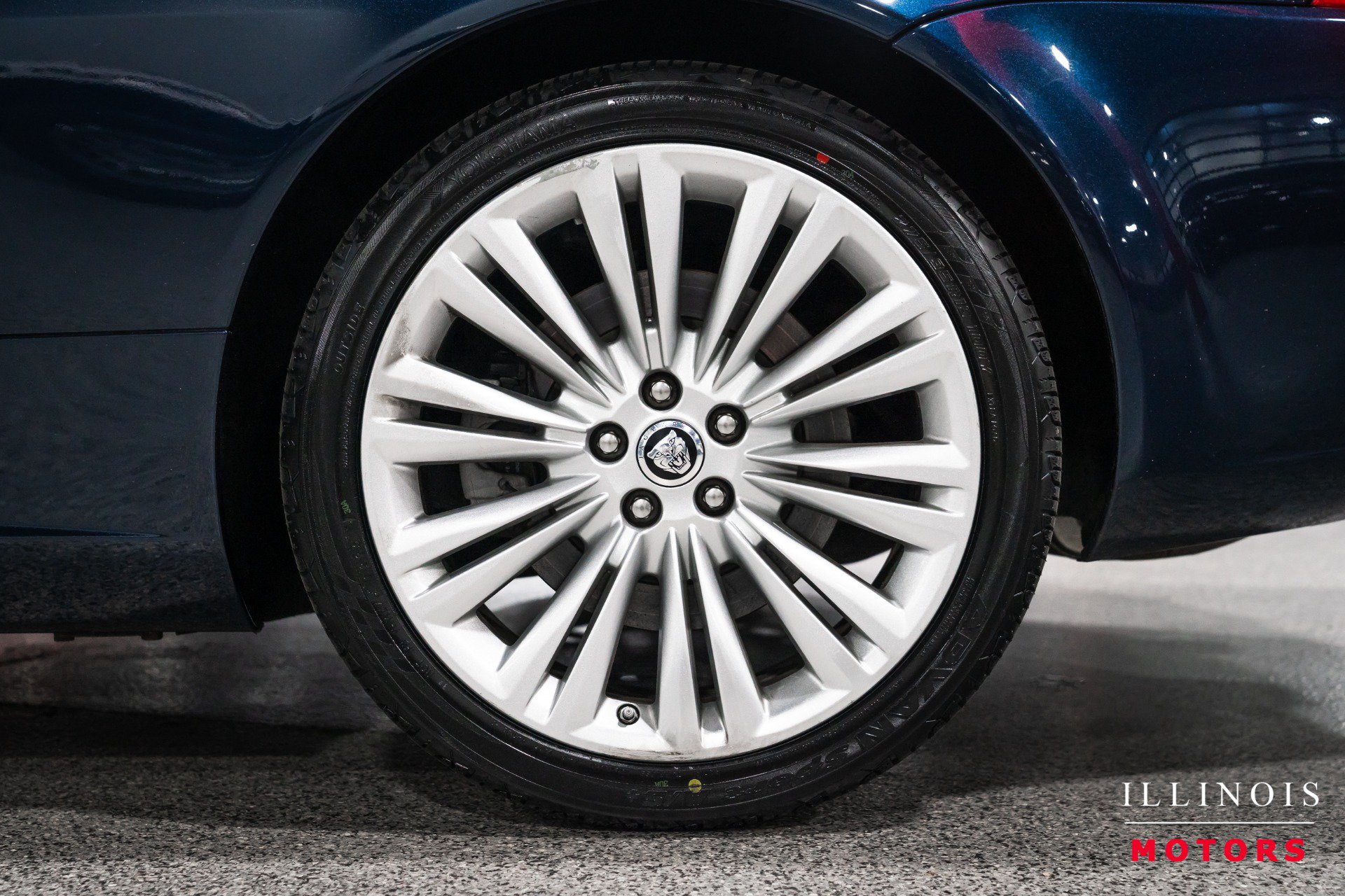 Used 2010 Jaguar XK Convertible RWD image 10