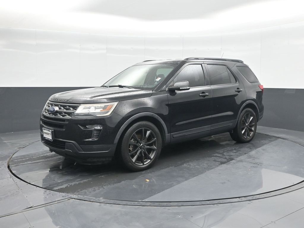 Used 2018 Ford Explorer XLT w/ Equipment Group 202A image 1