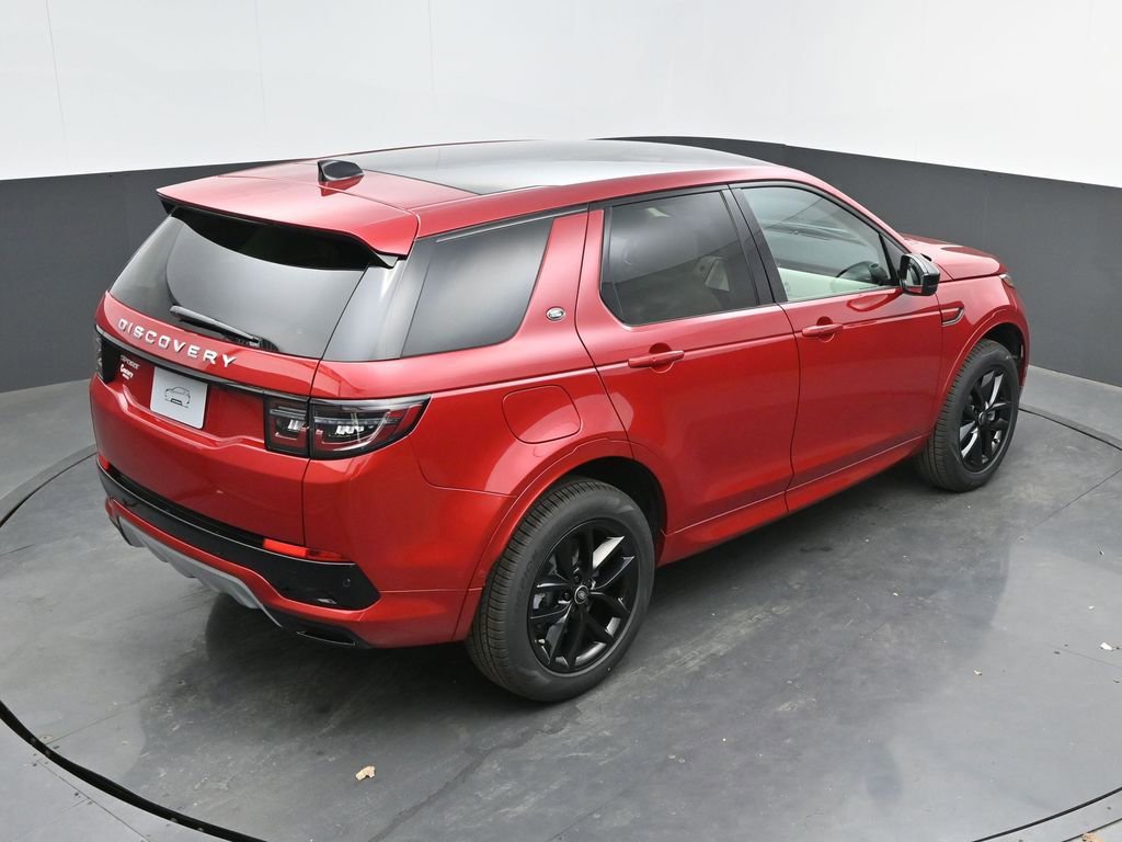 Used 2025 Land Rover Discovery Sport S image 33