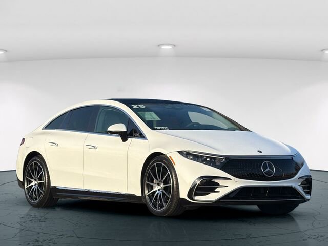 Certified 2023 Mercedes-Benz EQS 580 4MATIC Sedan image 9