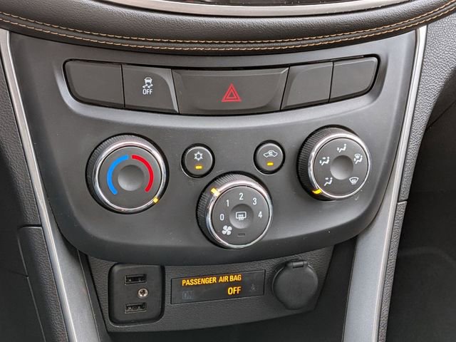 Used 2018 Chevrolet Trax LT w/ LT Convenience Package image 24