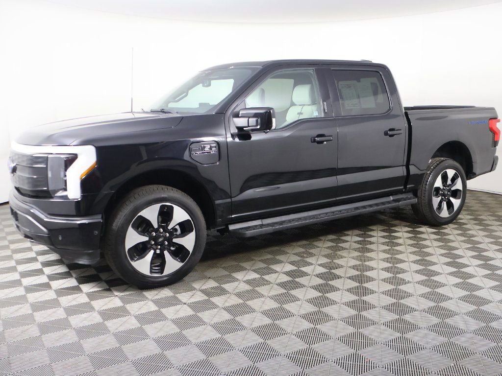Used 2023 Ford F150 Lightning Platinum image 23