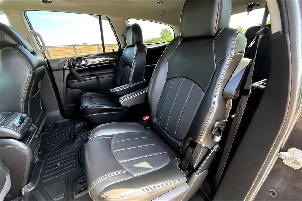 Used 2017 Buick Enclave Leather w/ Trailering Package, 4500 LBS. AWD/4WD image 28