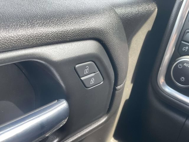 Used 2022 Chevrolet Silverado 3500 LT w/ Remote Start Package AWD/4WD image 26