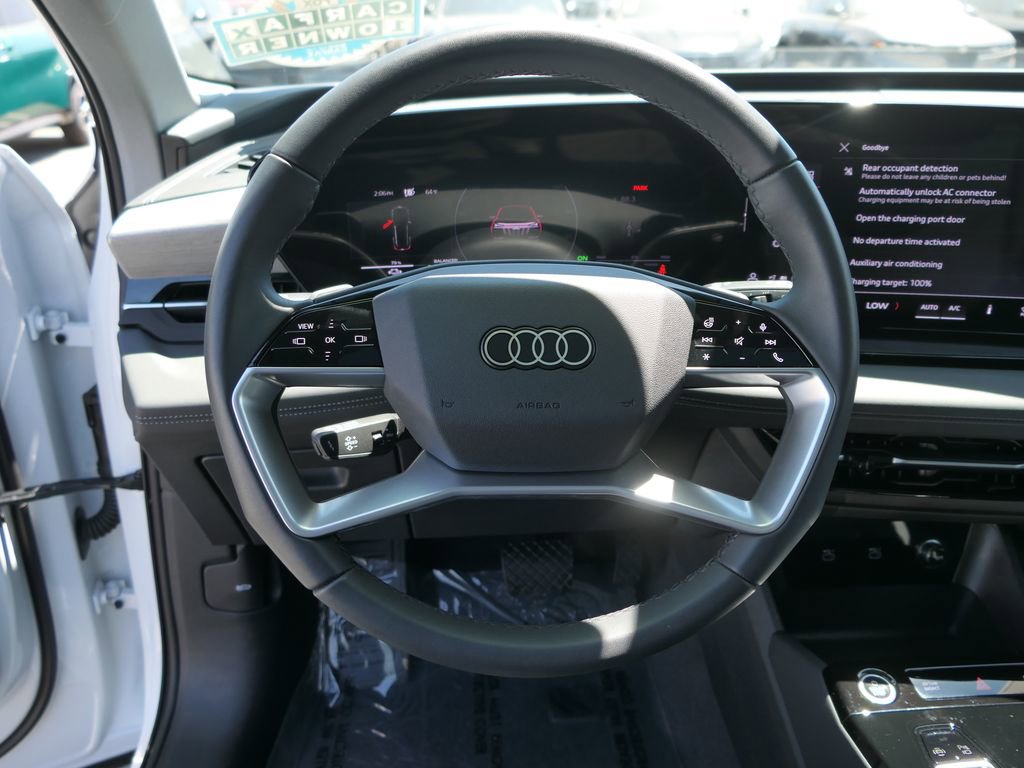 Used 2025 Audi Q6 e-tron Premium image 17