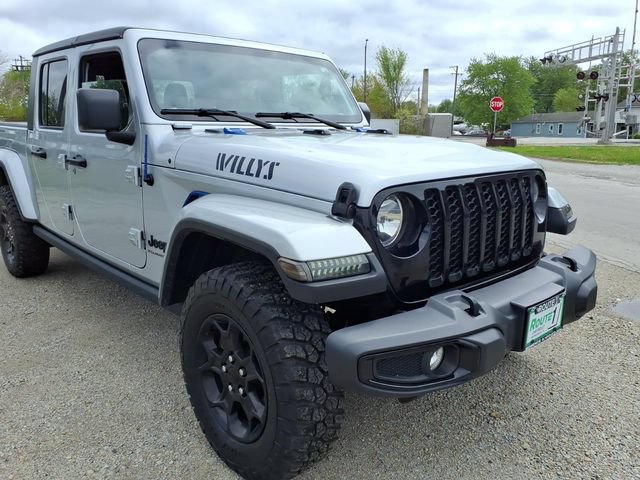 Used 2023 Jeep Gladiator Overland AWD/4WD image 8