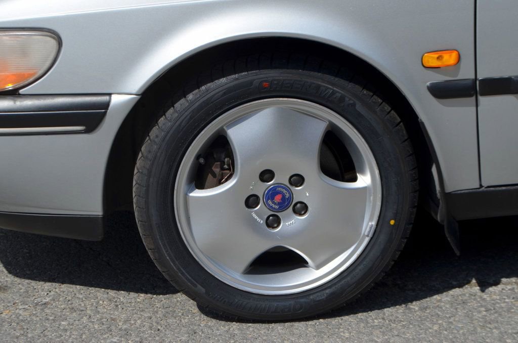 Used 1997 Saab 900 S FWD image 3