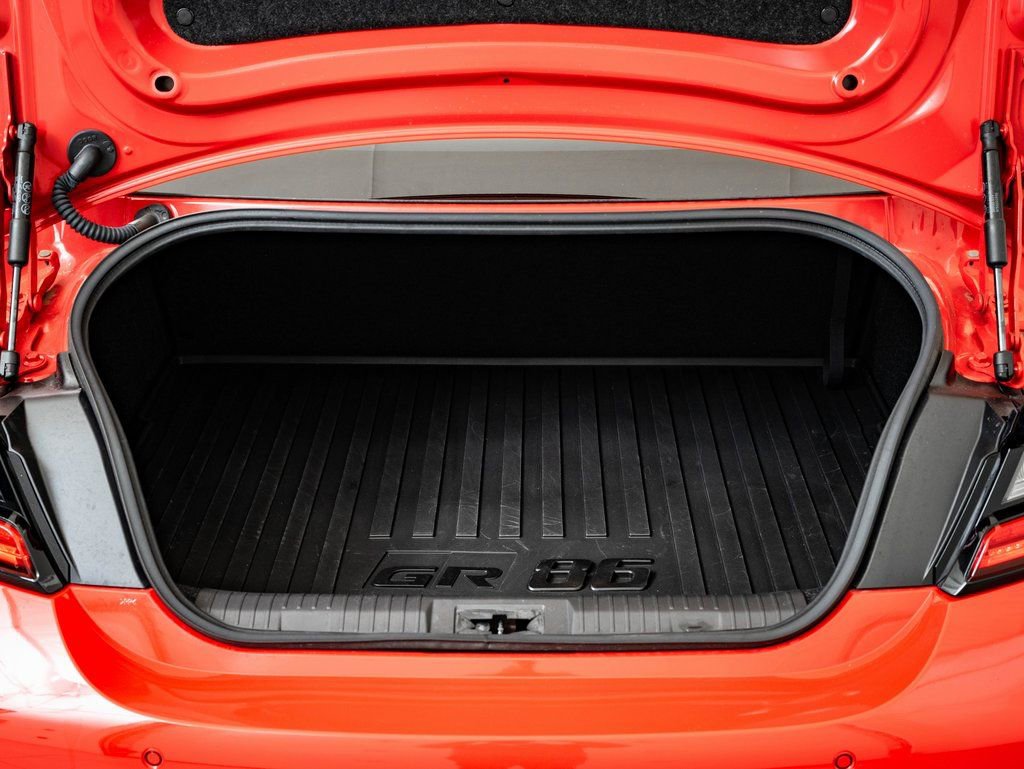 Used 2024 Toyota GR86 Premium image 19