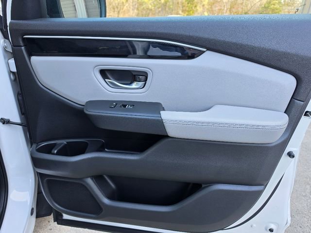 Used 2023 Honda Pilot Touring image 10