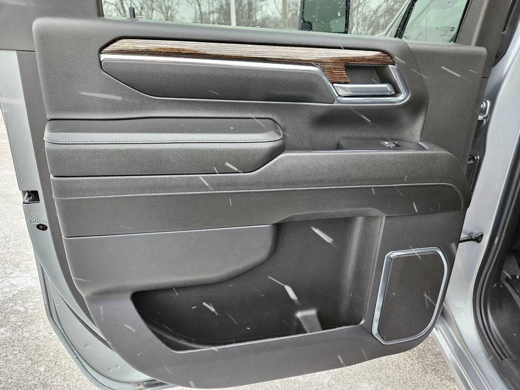 Used 2024 GMC Sierra 3500 SLE image 28