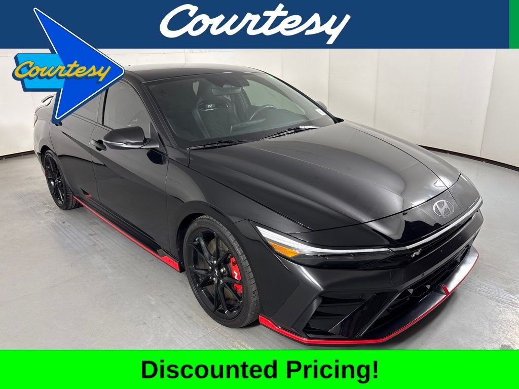 Used 2025 Hyundai Elantra N FWD image 1