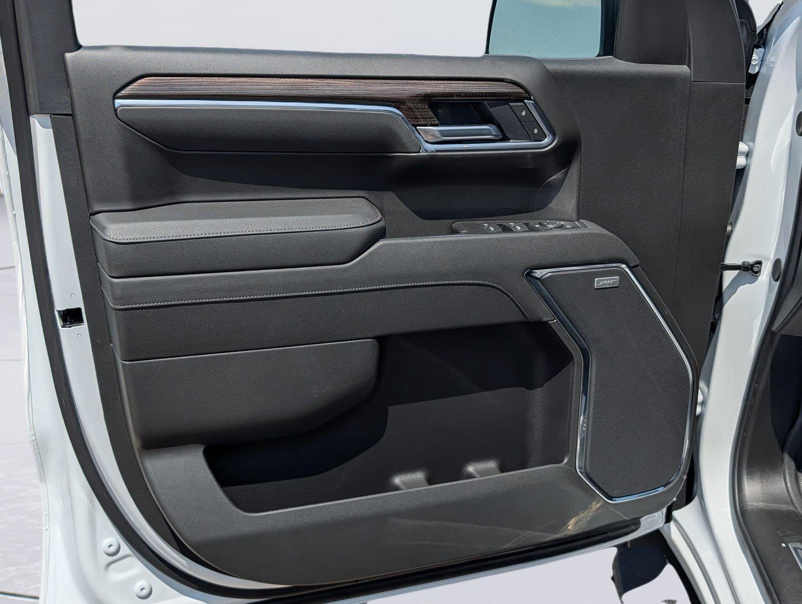 New 2026 Chevrolet Silverado 1500 LT Trail Boss w/ Safety Package AWD/4WD image 10