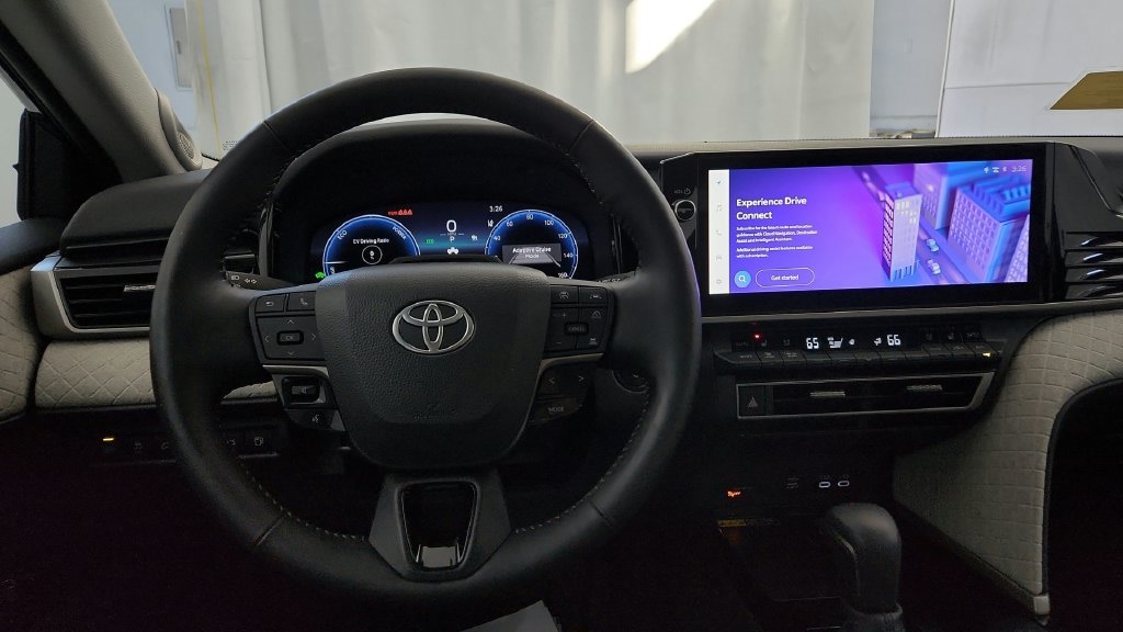 Used 2025 Toyota Camry XLE w/ Premium Plus Package AWD/4WD image 36