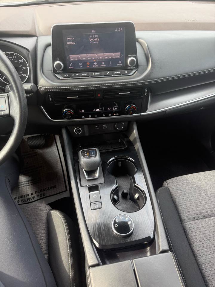 Used 2021 Nissan Rogue SV AWD/4WD image 11