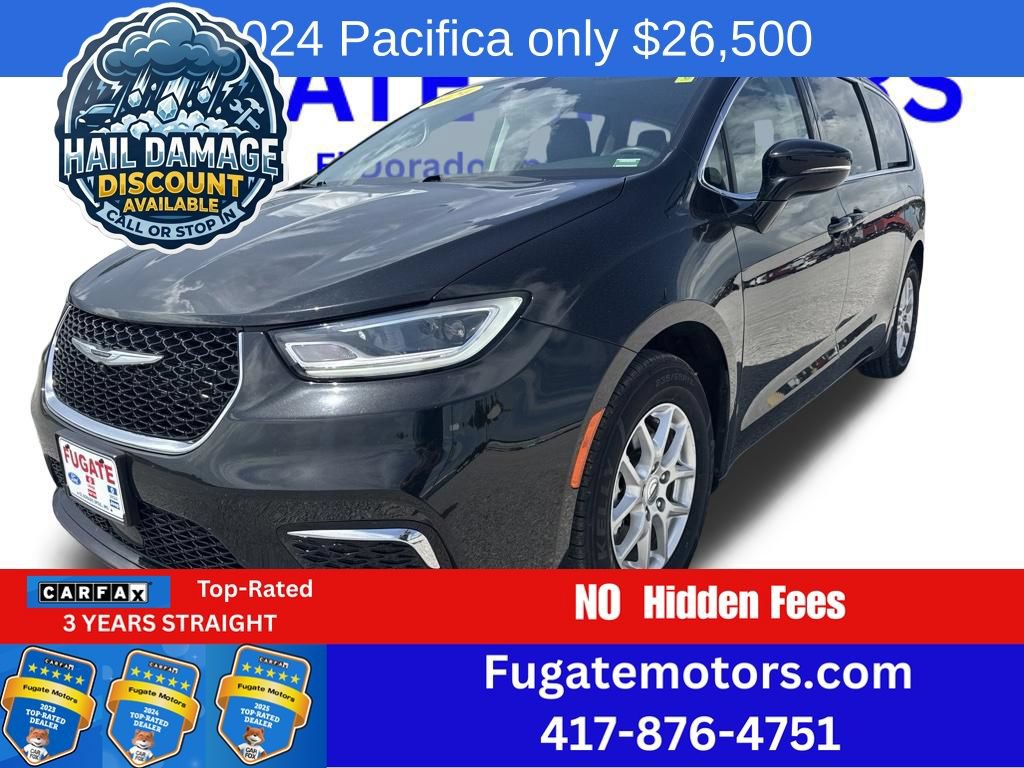 Used 2024 Chrysler Pacifica Touring-L FWD image 1