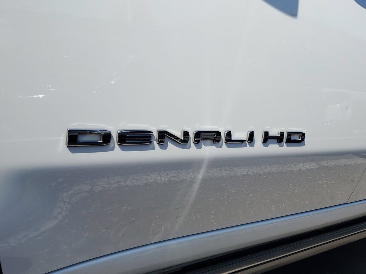 Used 2022 GMC Sierra 2500 Denali w/ Denali Ultimate Package AWD/4WD image 4