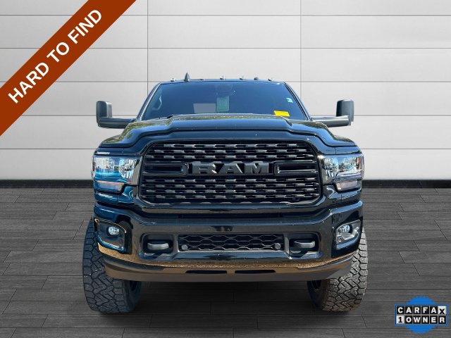 Used 2022 RAM 2500 Big Horn w/ Night Edition AWD/4WD image 8