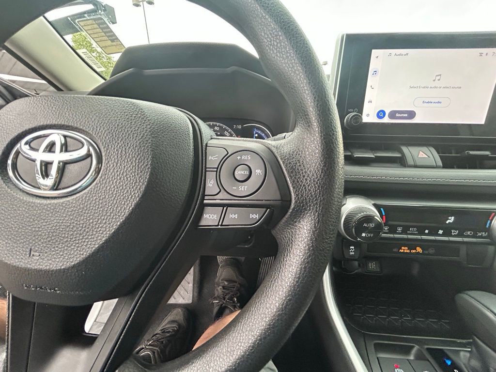 Used 2024 Toyota RAV4 XLE image 20