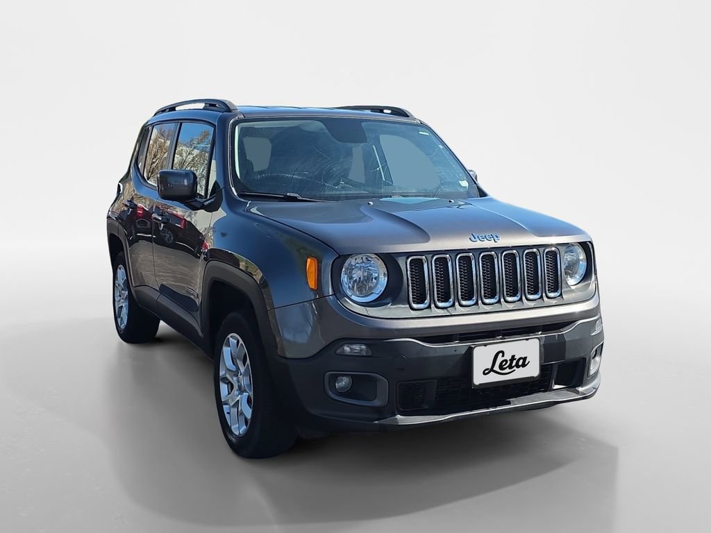 Used 2017 Jeep Renegade Latitude image 2