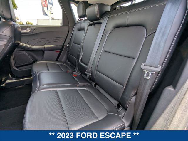 Certified 2023 Ford Escape Platinum AWD/4WD image 21