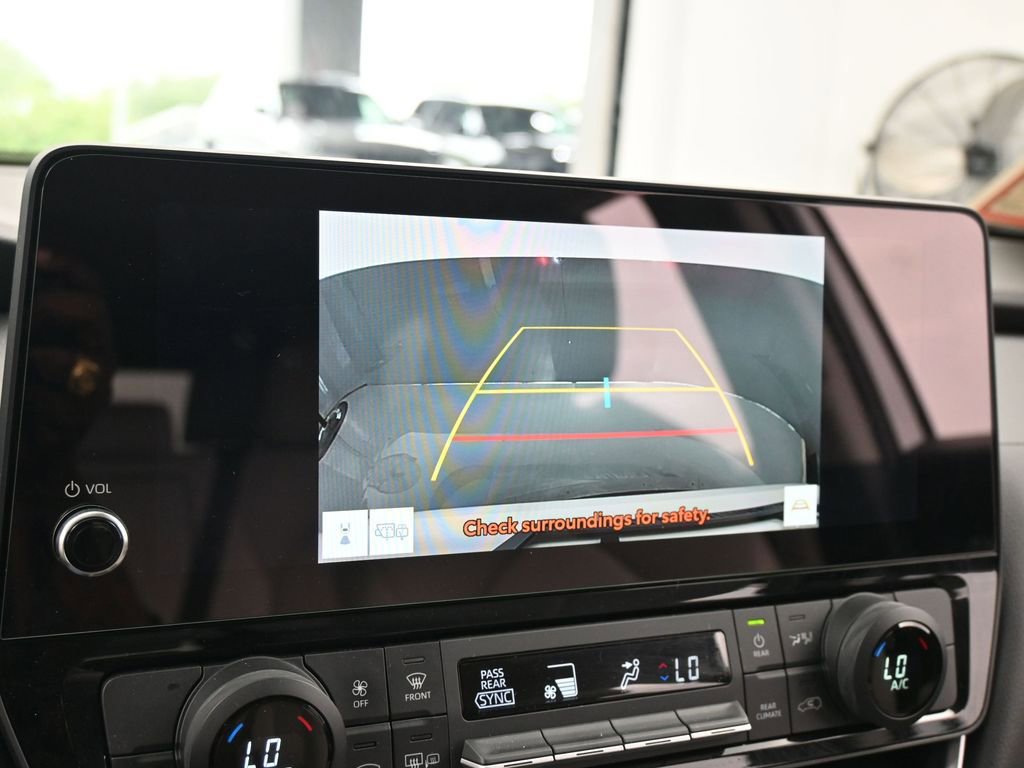 Used 2025 Toyota Grand Highlander FWD image 17